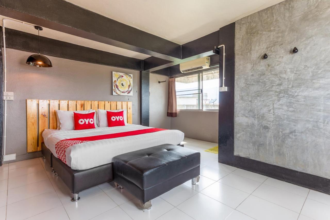 Yak Guesthouse Τσιάνγκ Μάι Εξωτερικό φωτογραφία