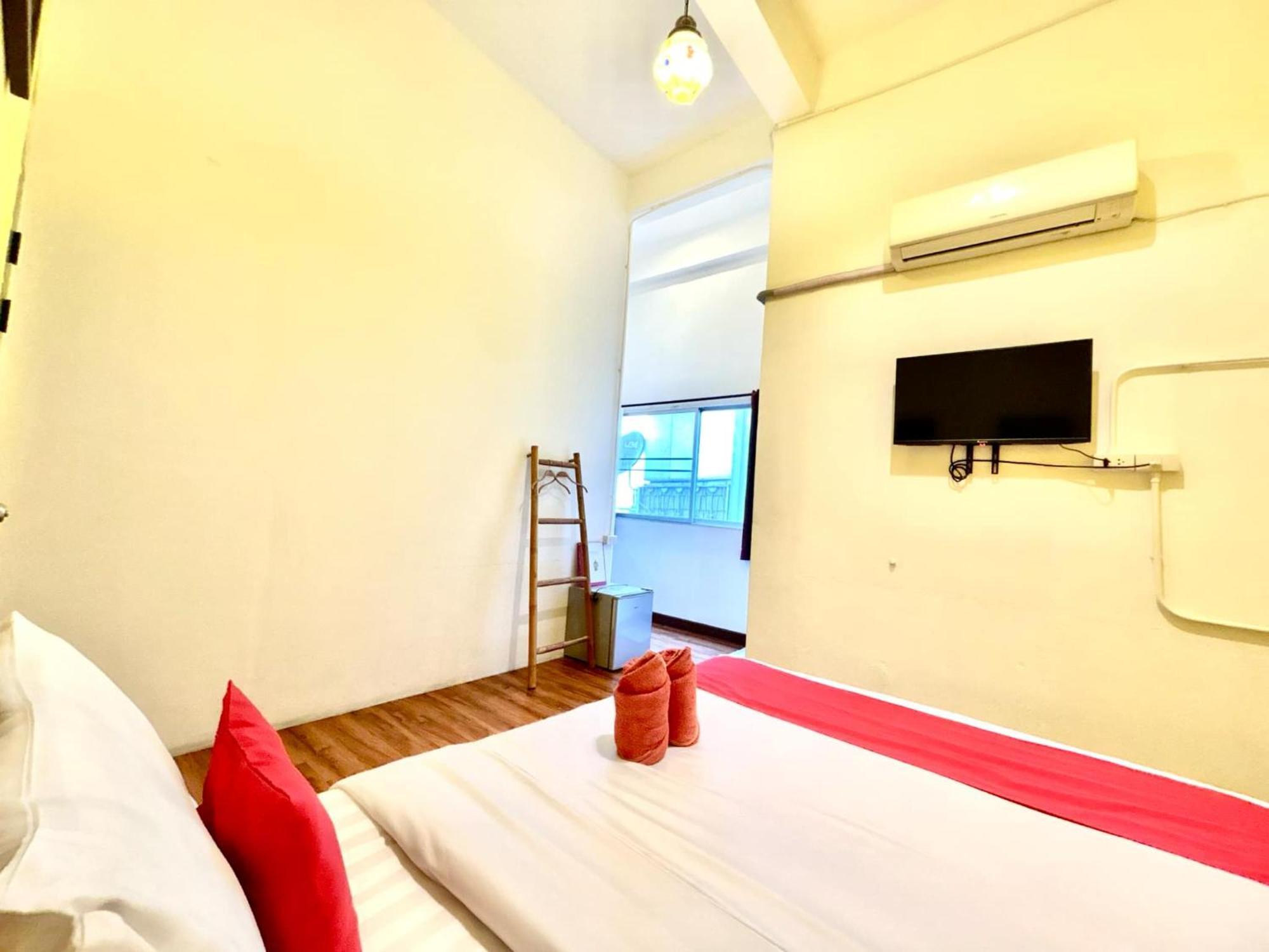 Yak Guesthouse Τσιάνγκ Μάι Εξωτερικό φωτογραφία